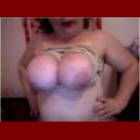 legami le tette..strettissime